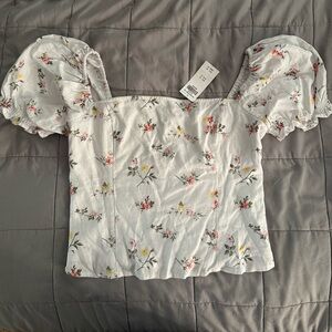 *NWT* Abercrombie Puff Sleeve Top